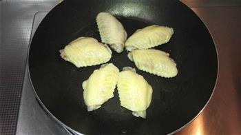 海鲜酱油鸡翅的做法步骤4