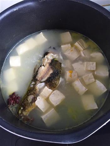 奶白鱼汤的做法步骤2