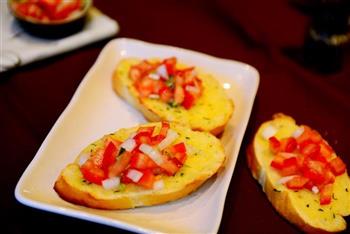 早餐-番茄香草蒜香面包的做法图解8