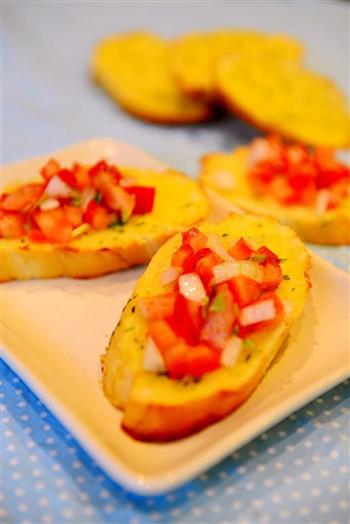 早餐-番茄香草蒜香面包的做法步骤9