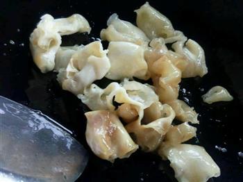 松茸花胶排骨汤的做法步骤4