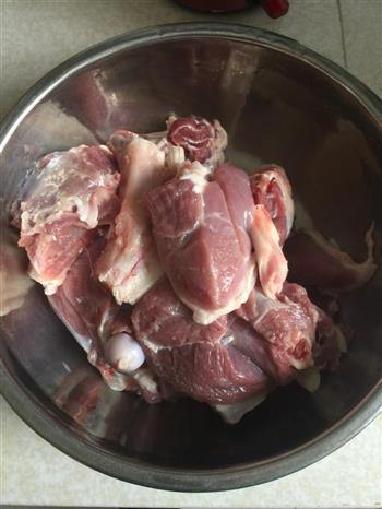 清炖萝卜羊肉汤的做法步骤2