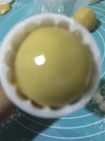 广式蛋黄莲蓉月饼的做法步骤13