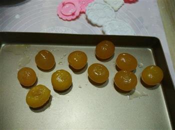 广式莲蓉月饼的做法步骤1