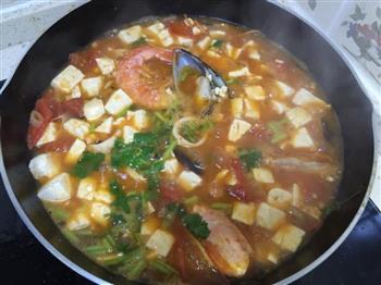 海鲜番茄豆腐汤的做法步骤7