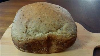 黑芝麻核桃仁奶香面包的做法步骤5