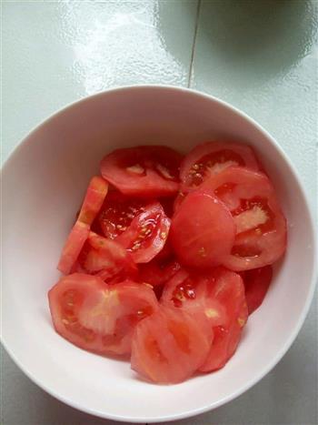番茄煎蛋汤的做法步骤1