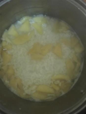 苹果大米粥的做法步骤6