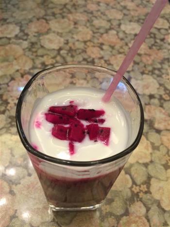 火龙果酸奶奶昔的做法步骤2