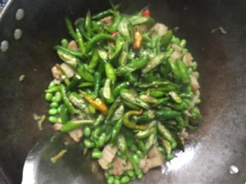 湘式毛豆炒肉的做法步骤6