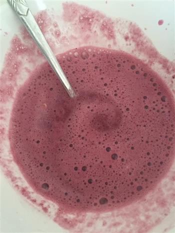 石榴蓝莓仙人掌果汁-魅影重叠的做法步骤4