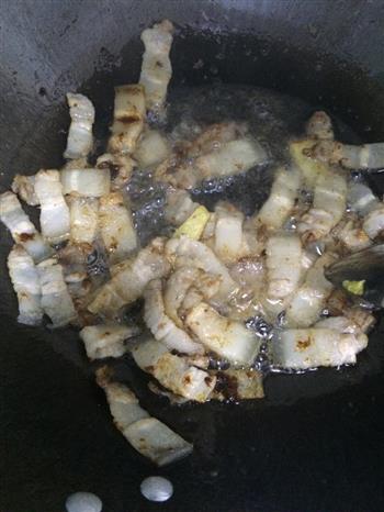 茭白回锅肉的做法步骤4