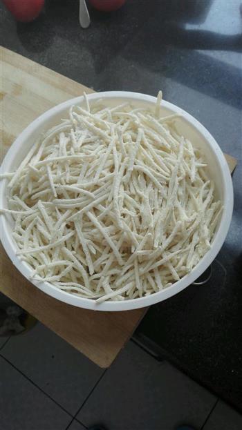 陕北洋芋擦擦的做法步骤2