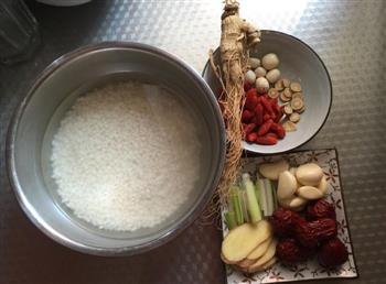 传统宫中料理-韩式参鸡汤的做法步骤1