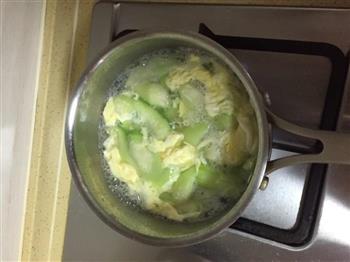 丝瓜蛋汤的做法步骤3