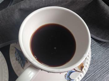 花式咖啡牛奶的做法步骤2