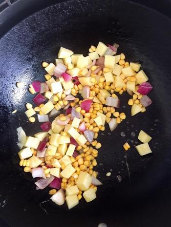 土豆玉米浓汤的做法图解4