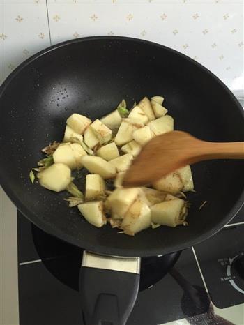 南瓜土豆烩菜的做法步骤4