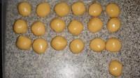 中秋月饼-蛋黄莲蓉月饼的做法步骤6