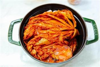 韩国泡菜猪肉锅的做法图解2