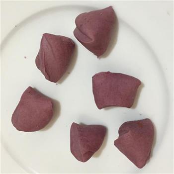 紫薯玫瑰花卷的做法图解6