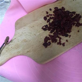 蔓越莓椰蓉彩虹冰皮月饼的做法步骤5