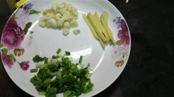 香煎鸡蛋豆腐的做法步骤2