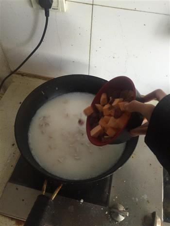 红豆燕麦牛奶双薯养生粥的做法步骤6