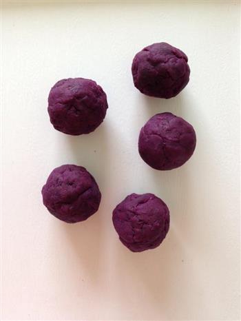 炸紫薯丸子的做法步骤6