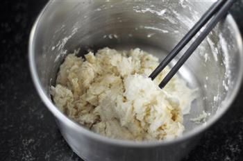 奶香土司-—第一次手揉出膜的做法步骤1