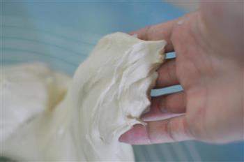 奶香土司-—第一次手揉出膜的做法步骤7