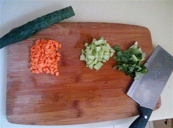 蔬菜瘦肉粥的做法图解1