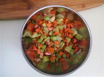 蔬菜瘦肉粥的做法步骤3