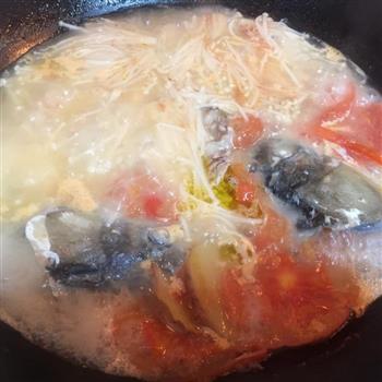 鲜美鱼头汤的做法步骤10