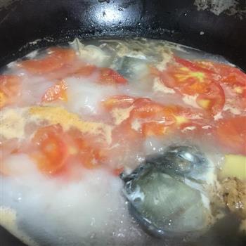 鲜美鱼头汤的做法步骤8