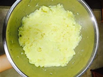 土豆泥沙拉/薯泥沙拉的做法步骤2