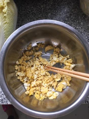 宝宝虾肉三鲜水饺的做法步骤3