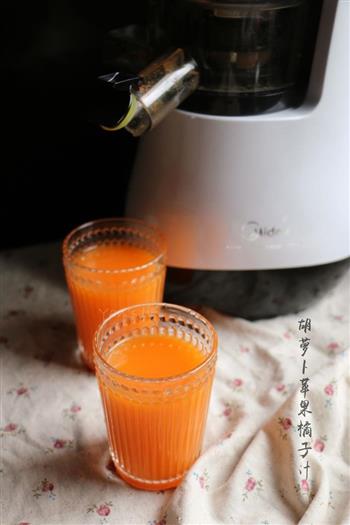 胡萝卜苹果橘子汁的做法图解6