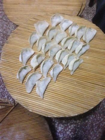 茴香三鲜饺子的做法步骤5
