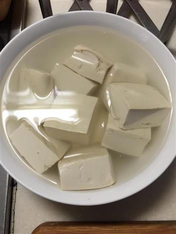 白菜豆腐汤的做法图解1