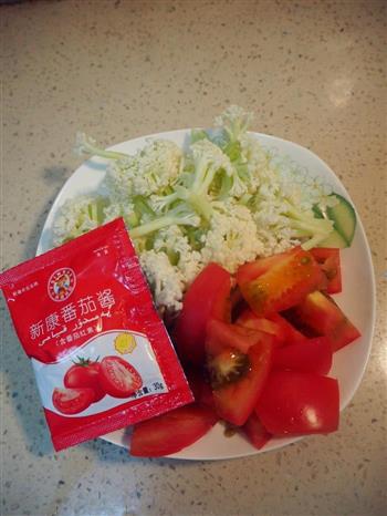 茄汁花菜的做法步骤1