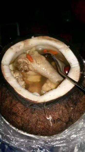 椰子鸡汤的做法图解3