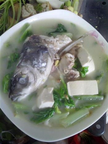 鱼头豆腐青菜汤的做法图解11
