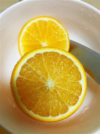 盐蒸橙子-止咳化痰的做法图解1