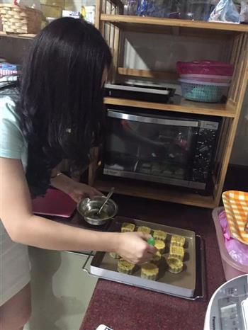 中秋 红枣 月饼的做法步骤21