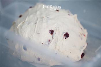 超软蔓越莓乳酪面包的做法图解4