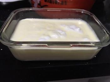 用普通面粉做的黄桃酸奶蛋糕的做法步骤6