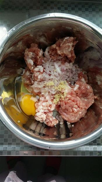 虎皮尖椒酿肉的做法步骤1