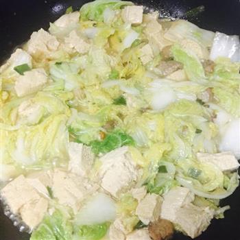 东北大白菜炖冻豆腐的做法步骤10
