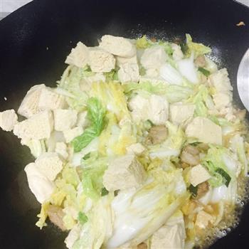 东北大白菜炖冻豆腐的做法图解9